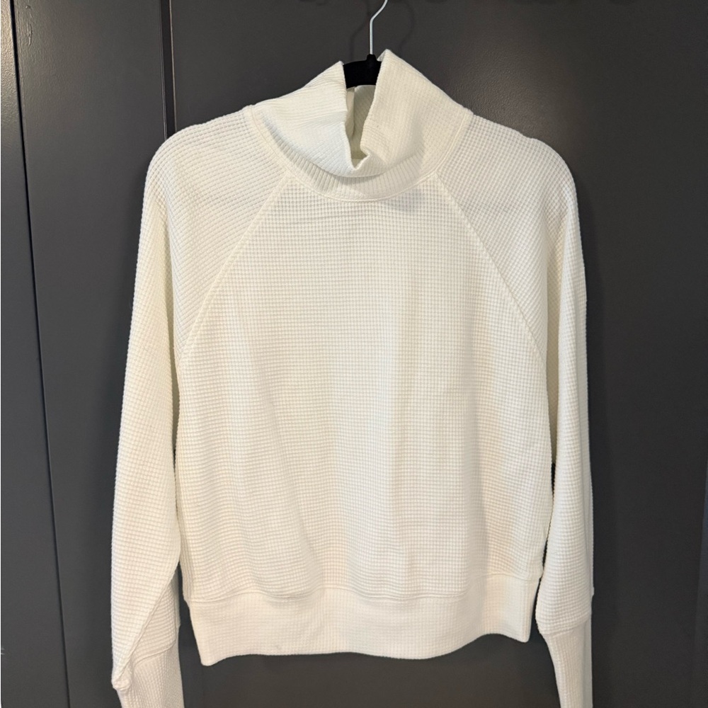 Alo turtleneck sweater